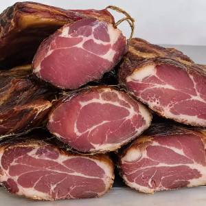 Dimljeni svinjski vrat "Budjola" ca.1000g